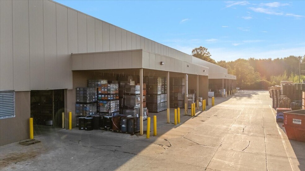 More Photos Of 150 Peyerk Ct, Romeo Manufacturing For Sale