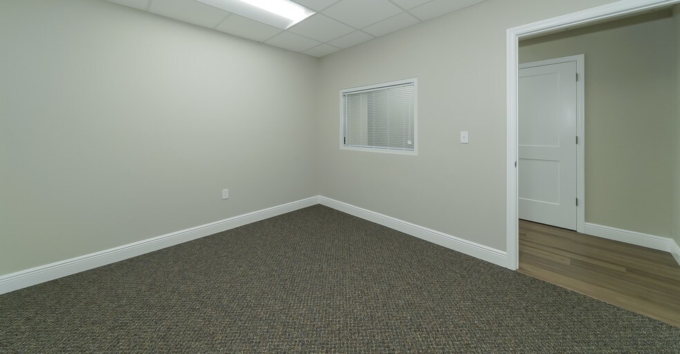 More Photos Of 6220 Manatee Ave W, Bradenton Medical For Sale