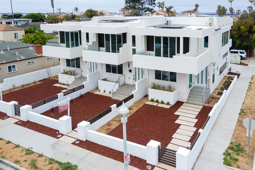 More Photos Of 2158 & 2166 Abbott st, San Diego Apartments For Sale