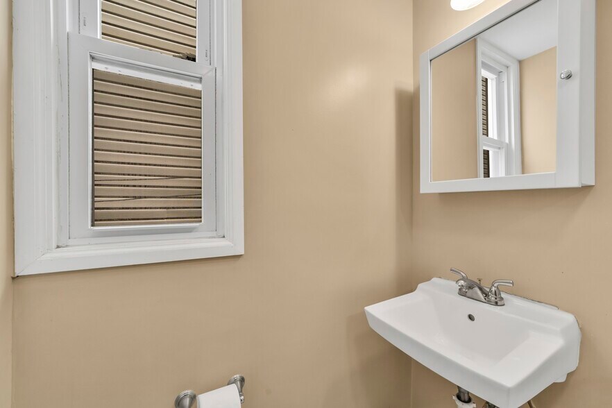 More Photos Of 127 Parker Ave, Passaic Multifamily For Sale