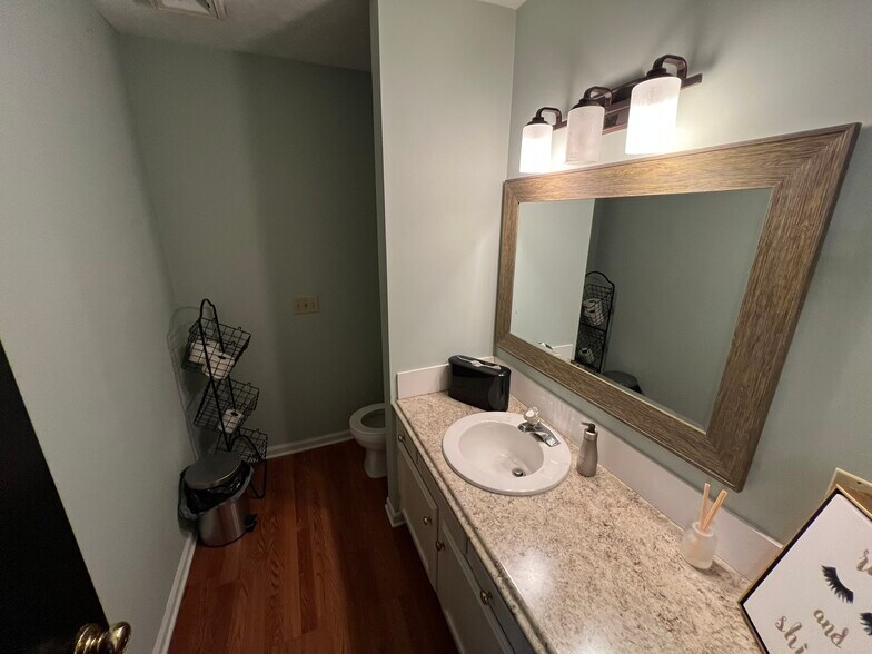 More Photos Of 8433 Cleveland Ave NW, Canton General Retail For Sale