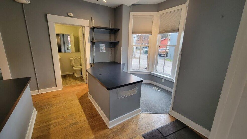 More Photos Of 226 E 6th St, Dayton Office Residential For Lease