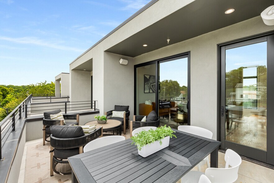 More Photos Of 105 Georgia Ave SE, Atlanta Apartments For Sale