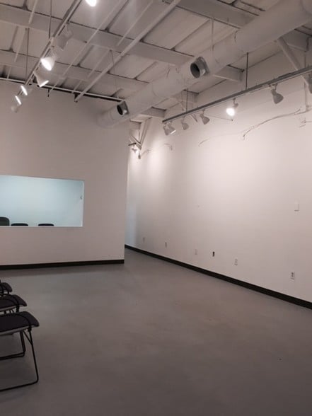 More Photos Of 2420 Candler Rd, Decatur Freestanding For Lease