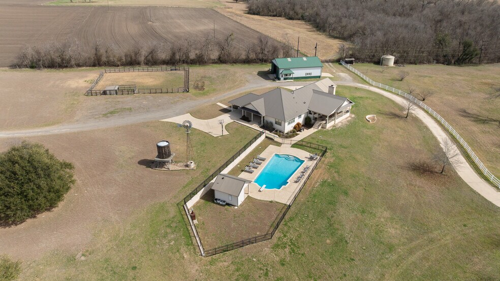 More Photos Of 9424 Hackberry Rd, Holland Land For Sale