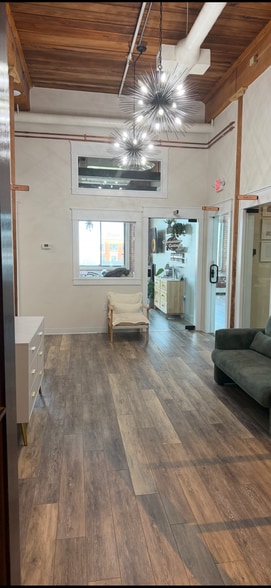 More Photos Of 651 Orchard St, New Bedford Loft Creative Space For Lease