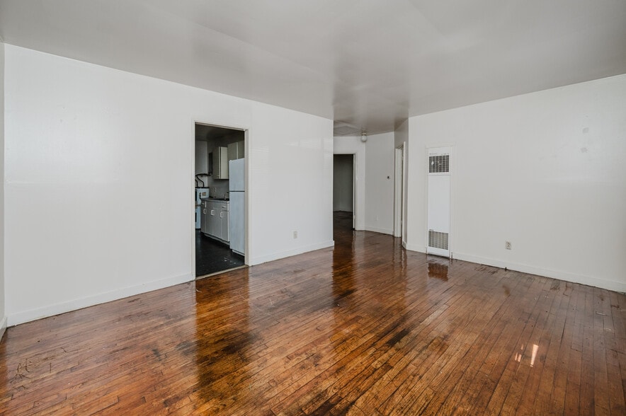 More Photos Of 2418 Eufaula Ct, Birmingham Apartments For Sale