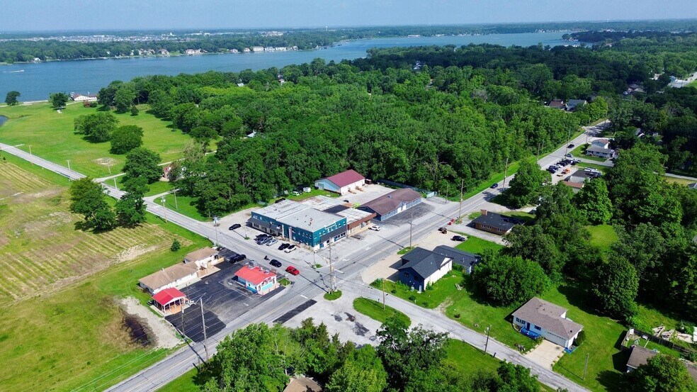 More Photos Of 14445 Morse St, Cedar Lake Specialty For Lease