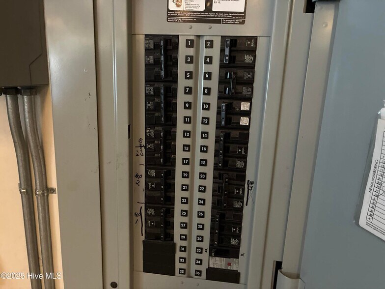 More Photos Of 161 T Com Dr, Elizabeth City Warehouse For Sale