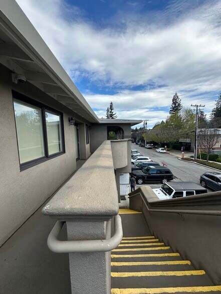More Photos Of 1800 El Camino Real, Menlo Park Office For Sale