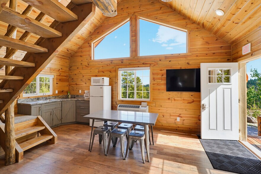 More Photos Of 13310 Silver Mountain Rd, Rapid City Hospitality For Sale