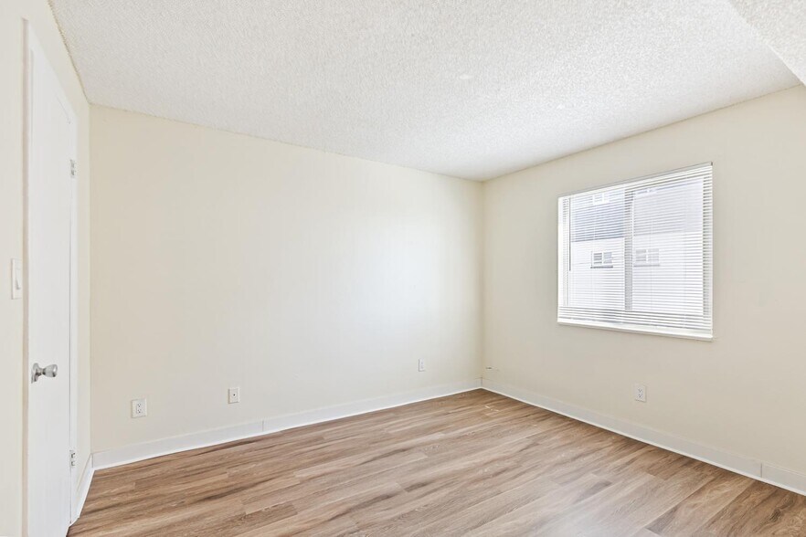 More Photos Of 1380 W Mississippi Ave, Denver Apartments For Sale