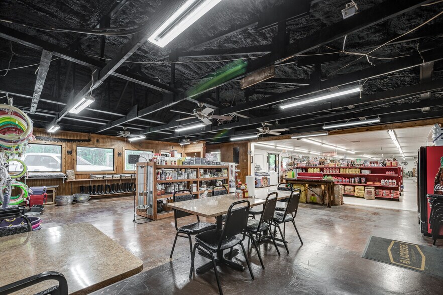 More Photos Of 17186 Highway 321, Dayton Storefront Retail Office For Sale