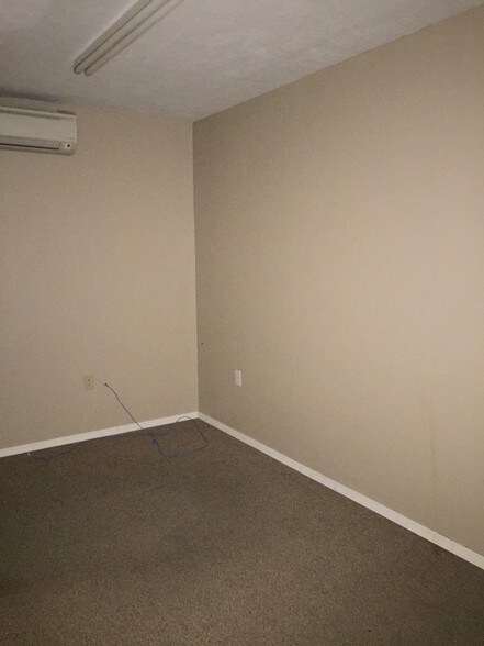 More Photos Of 2802 N El Burrito Ave, Tucson Light Manufacturing For Lease