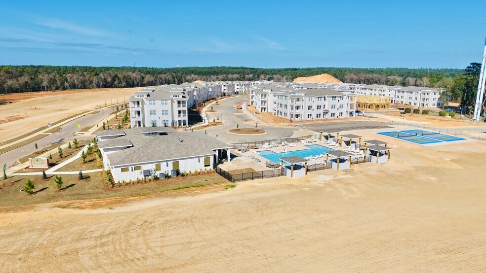 More Photos Of Thomasville Rd and Timberwolf Crossing, Tallahassee Land For Sale