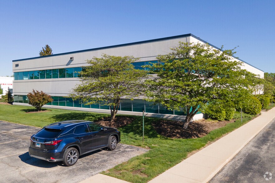 More Photos Of 555 Waters Edge, Lombard Office For Lease