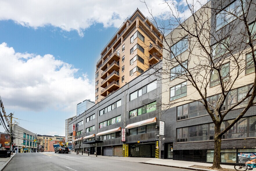 More Photos Of 3636 Prince St, Flushing Apartments For Lease