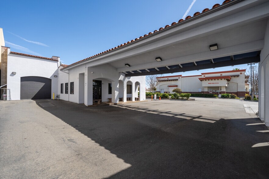 More Photos Of 870 S Citrus Ave, Azusa Carwash For Sale