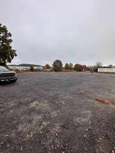 More Photos Of 1597 Access Rd, Covington Land For Lease