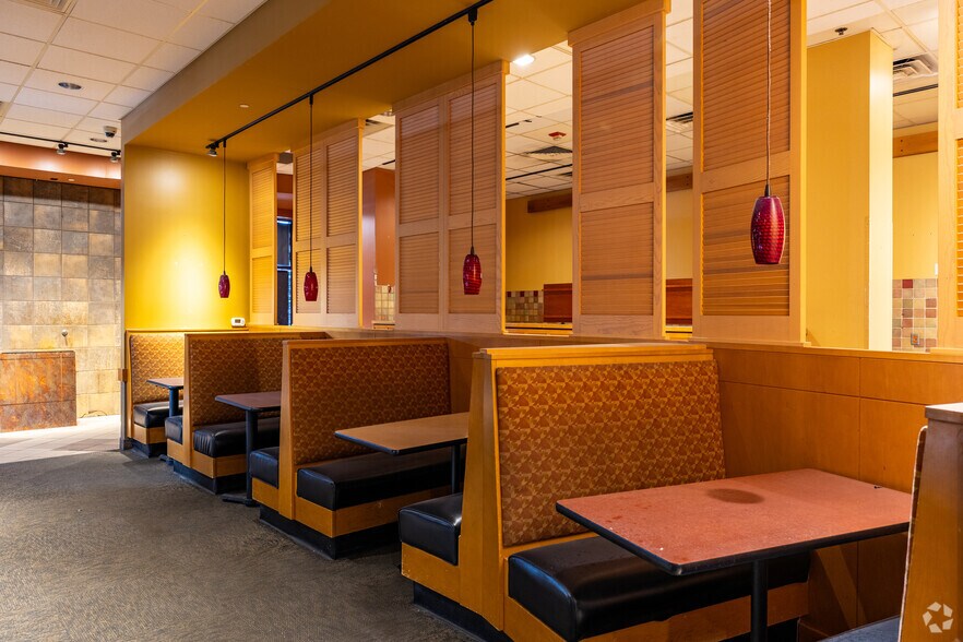 More Photos Of 10000 California St, Omaha Unknown For Sale