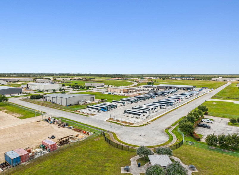 More Photos Of 1015 Jade Ave, Port Arthur Industrial For Sale