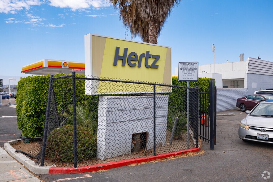 More Photos Of 1120 W Laurel St, San Diego Auto Dealership For Lease