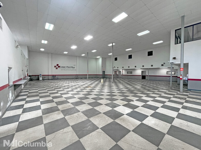 More Photos Of 1261 1st St S, Columbia Light Distribution For Sale