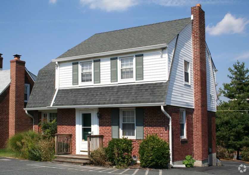 More Photos Of 1404 E Joppa Rd, Towson Office For Lease