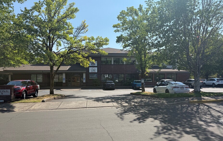 Primary Photo Of 2420 NW Professional Dr, Corvallis Medical For Lease
