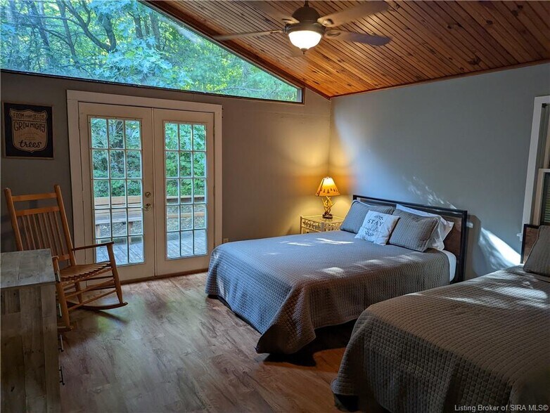 More Photos Of 2140 N Morgan Rd, Taswell Trailer Camper Park For Sale