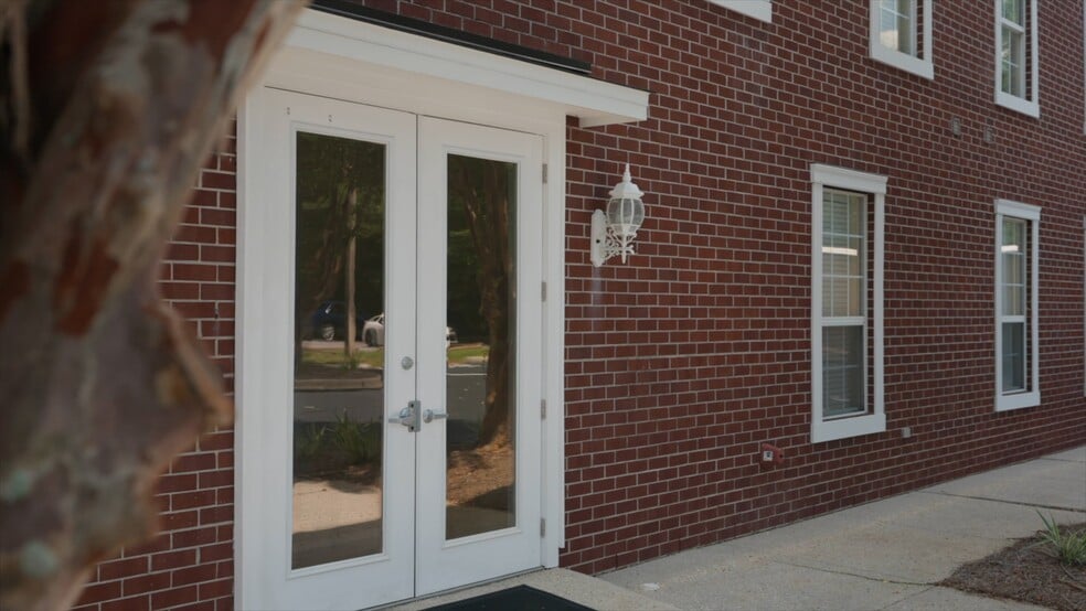 Primary Photo Of 4595 Spanish Trl, Pensacola Medical For Lease