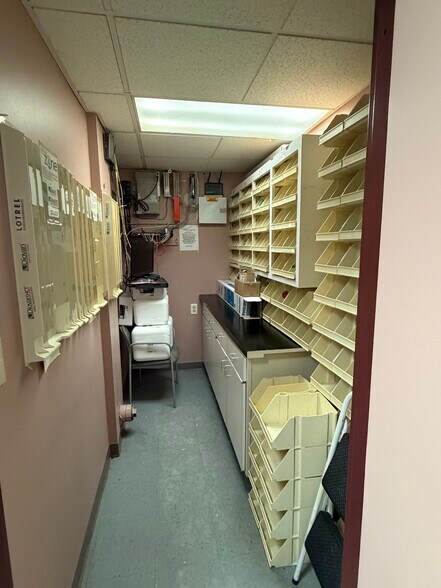 More Photos Of 12 Case St, Norwich Medical For Sale