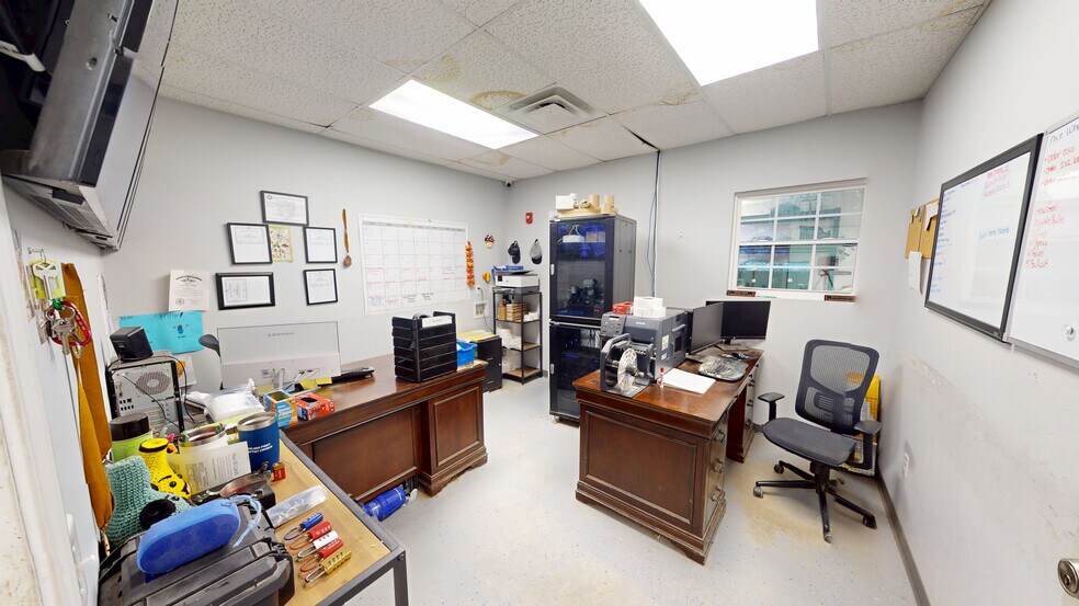 More Photos Of 12770 County Road 3580, Ada Sports And Entertainment For Sale