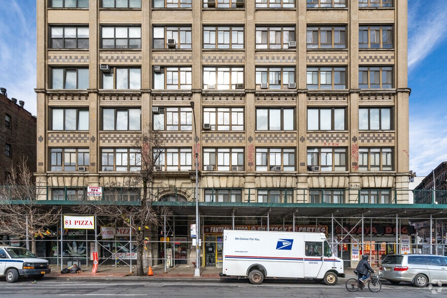 More Photos Of 333-339 Avenue of the Americas, New York Apartments For Lease
