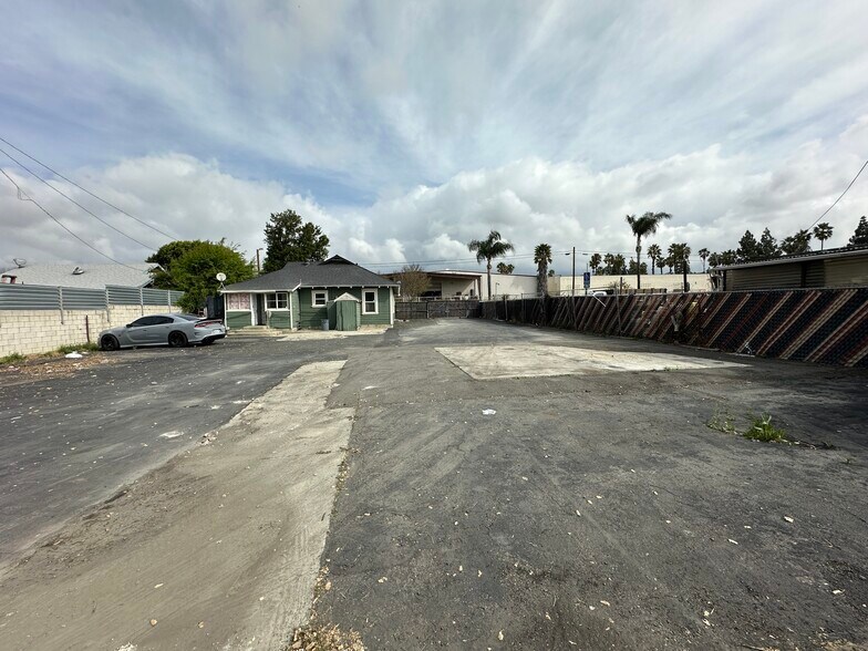 More Photos Of 9625 8th St, Rancho Cucamonga Contractor Storage Yard For Sale