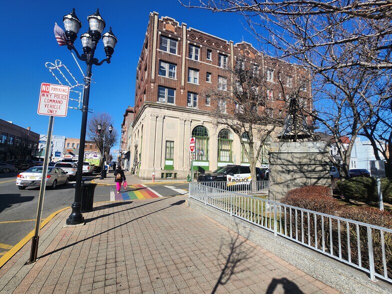 More Photos Of 440 60th St, West New York Apartments For Lease