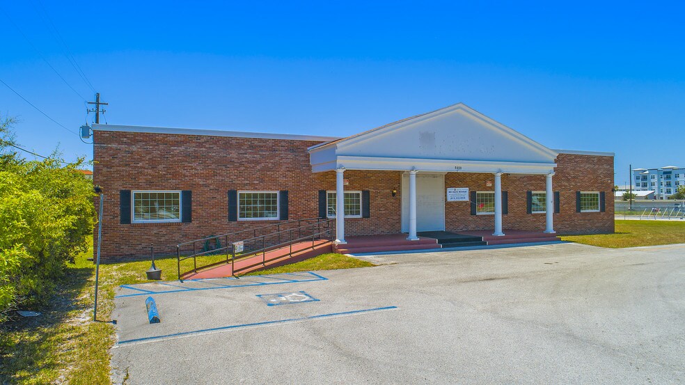 More Photos Of 5409 S Westshore Blvd, Tampa Warehouse For Lease