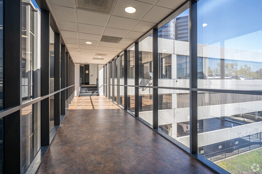 More Photos Of 333 N Sam Houston Pky E, Houston Office For Lease