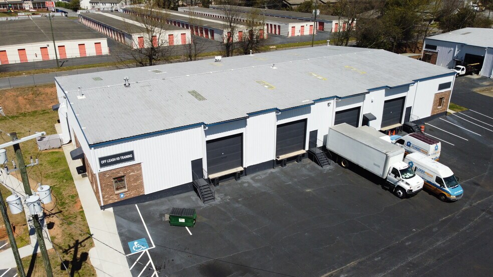 More Photos Of 1701-1761 McCoba Dr SE, Smyrna Distribution For Lease