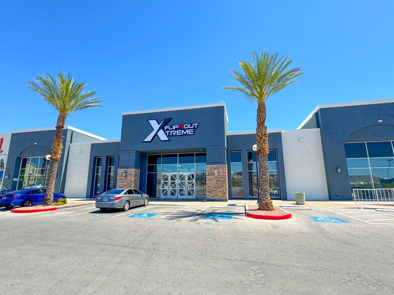 More Photos Of 4245 S Grand Canyon Dr, Las Vegas General Retail For Lease