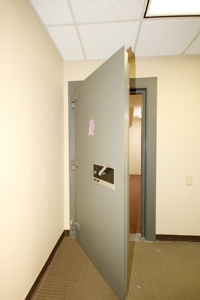 More Photos Of 1444 Watson Blvd, Warner Robins Office For Lease