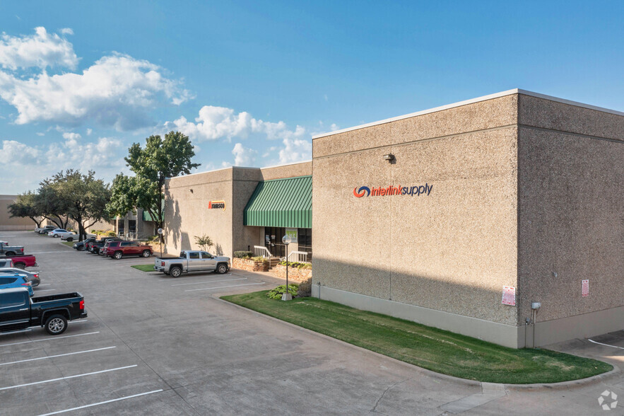 Primary Photo Of 10671-10699 N Stemmons Fwy, Dallas Distribution For Lease