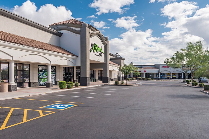 More Photos Of 980 E Pecos Rd, Chandler Restaurant For Lease