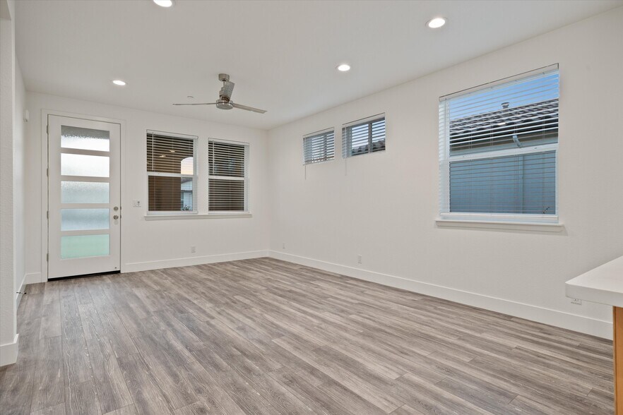 More Photos Of 2217 Tapia Way, Chico Apartments For Sale