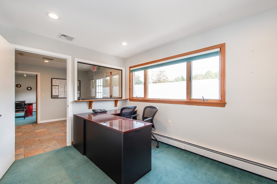 More Photos Of 13 Stillwater Rd, Blairstown Office For Sale
