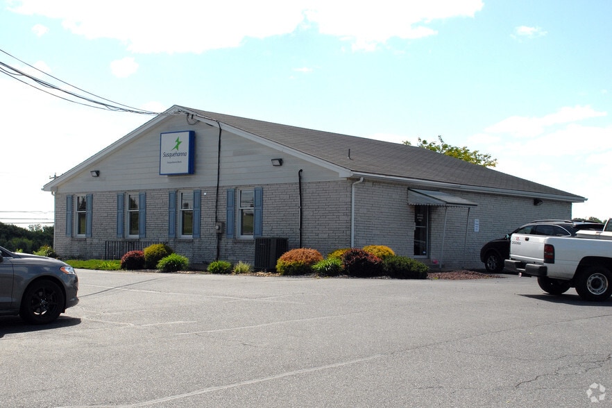 More Photos Of 765 Blue Mountain Dr, Walnutport Bank For Sale