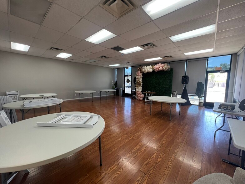 More Photos Of 7430 S 48th St, Phoenix Storefront For Lease