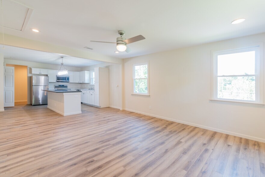 More Photos Of 506 E Marion St, Shelby Apartments For Sale