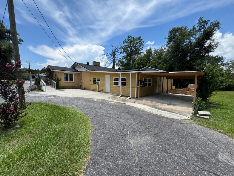 More Photos Of 1616 E Park Ave, Valdosta Multifamily For Sale