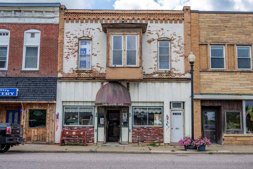 Primary Photo Of 215 Main St, Elroy Storefront Retail Residential For Sale